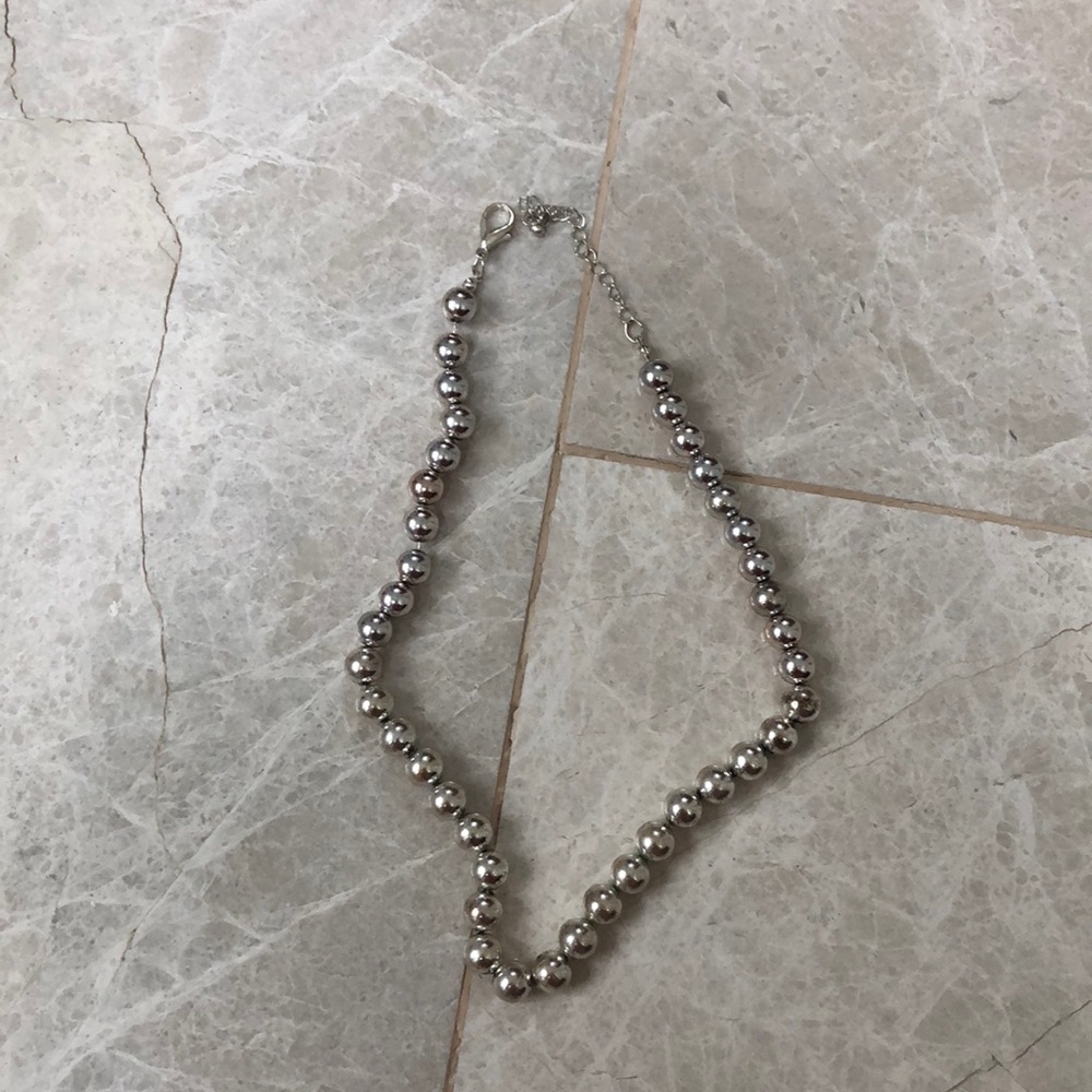Silver ball necklace